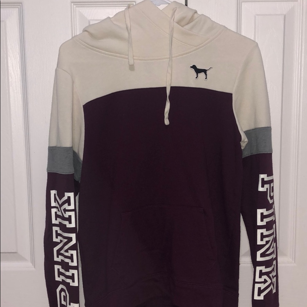 Women’s PINK sweatshirt